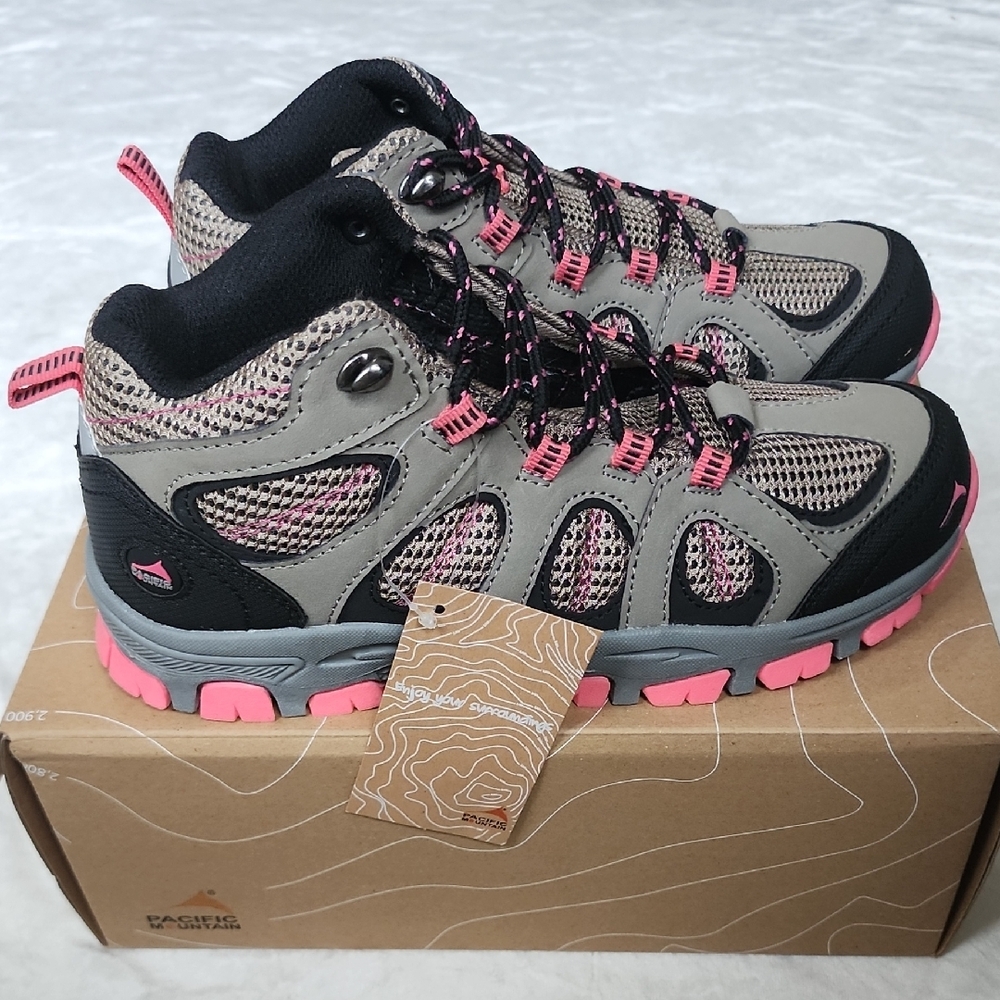 Brand NEW Women's Hiking BOOTS- PINK/BLACK w/tag